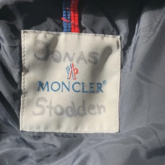 Moncler kids puffer black size 8 - Picture 4 of 11